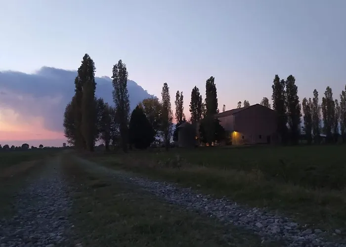 Le Stanze Di Matilde Frühstückspension Crevalcore